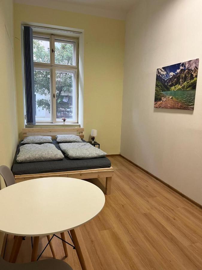 Batorego Lovely Rooms คราคูฟ ภายนอก รูปภาพ