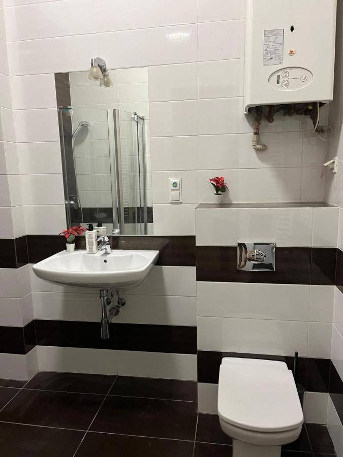 Batorego Lovely Rooms คราคูฟ ภายนอก รูปภาพ